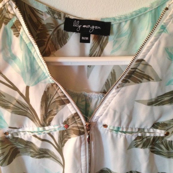 lily morgan  sleeveless blouse sz. medium - Picture 2 of 2